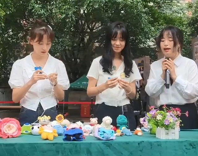 01.jpg